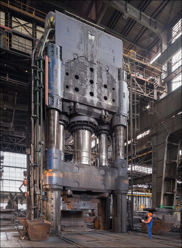Vítkovice Heavy Machinery, inspecting the forging press