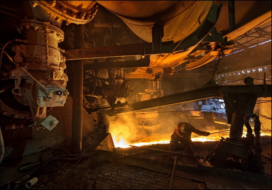 Satka ironworks, blast furnace no.3 tapping