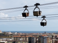 Italiana Coke - ropeway above Savona